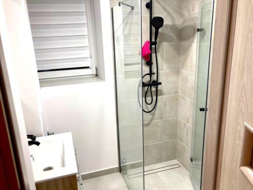 Koupelna v ubytování Tymi2 nice apartment in the center of city