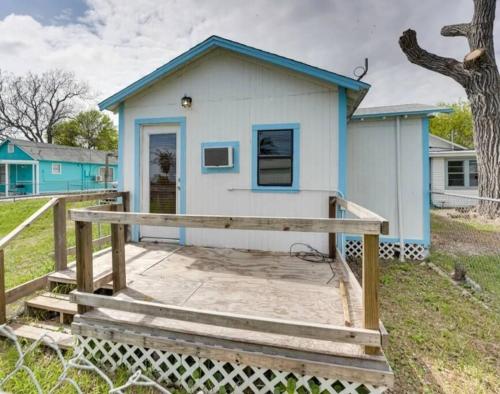 Gambar di galeri bagi The Zen Den di Aransas Pass