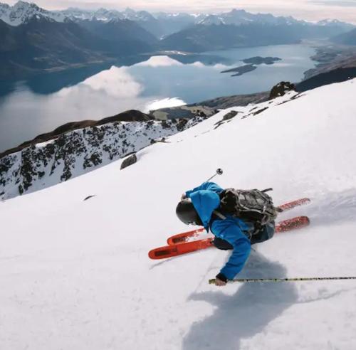 a person on skis in the snow on a mountain at Queenstown Mountain Getaway in Queenstown