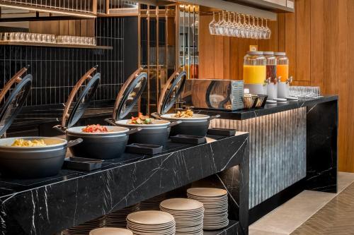 Jídlo v hotelu nebo okolí