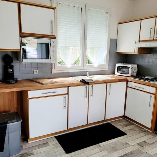 Photo de la galerie de l'établissement Maison individuelle en bord de mer., à Saint-Martin-Plage