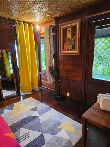 Studio Avea rez-de-chaussée, hébergement à Huahine