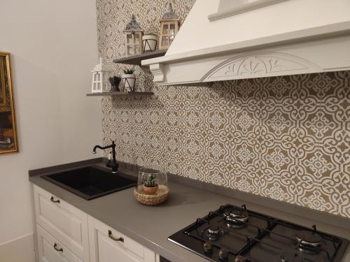 Kuchyň nebo kuchyňský kout v ubytování Solimena House 44