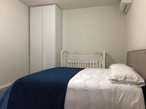 Letto o letti in una camera di Forest Cottage - middle of forest & near the beach