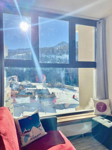 Photo de la galerie de l'établissement ISOLA Front de Neige - STUDIO, à Isola 2000