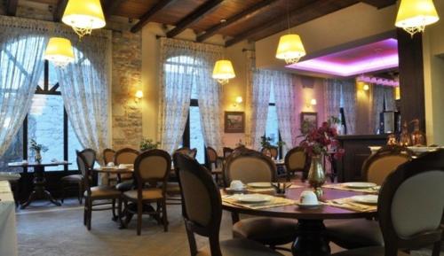 Restaurace v ubytování Areos Polis Boutique Hotel