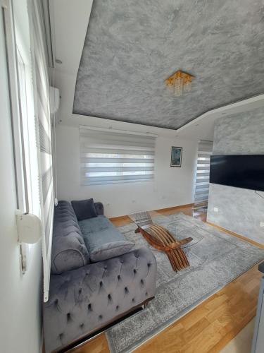 Postel nebo postele na pokoji v ubytování Apartman Podgorica Stara Varos Vlado