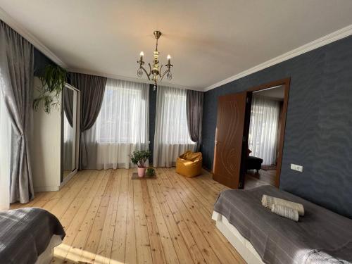 Χώρος καθιστικού στο Urban Apartment Kazbegi