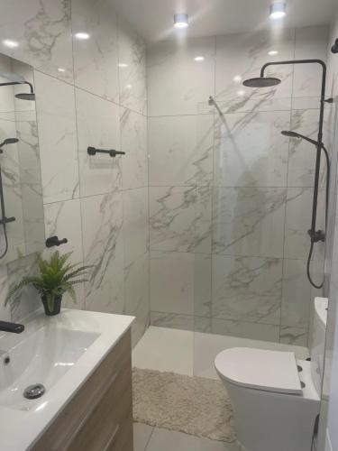Nowoczesny Apartament przy plaży Terra La Matta