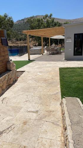 Πισίνα στο ή κοντά στο זריחה למרגלות הגלבוע