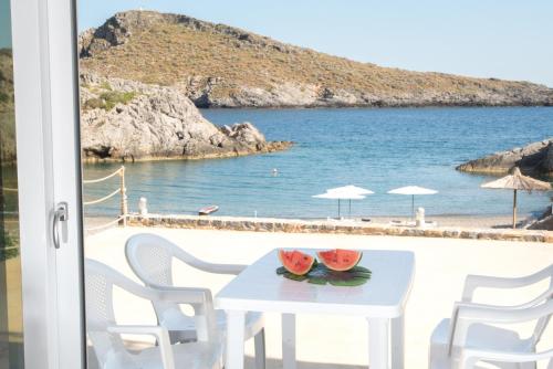 Beachfront Studio Kyma West ~ Crete's Hidden Gem