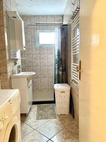 Bany a Central Apartment
