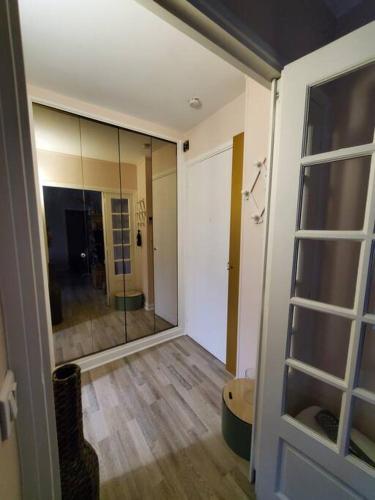 Photo de la galerie de l'établissement Appartement 4 places proche Paris, à Choisy-le-Roi