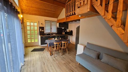 Kuchyň nebo kuchyňský kout v ubytování Gîte du moulin