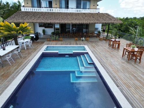 Hồ bơi trong/gần Tagimoucia House Hotel