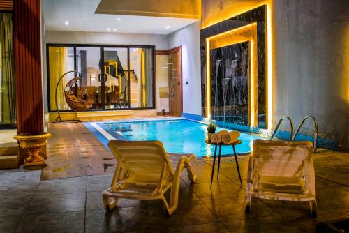 The land Resort VIP