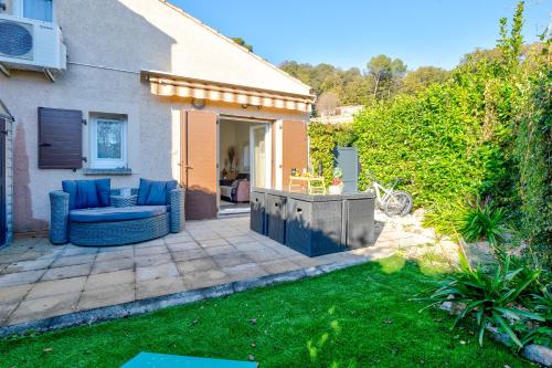 Photo de la galerie de l'établissement Charmante petite maison au calme, à Villeneuve-Loubet