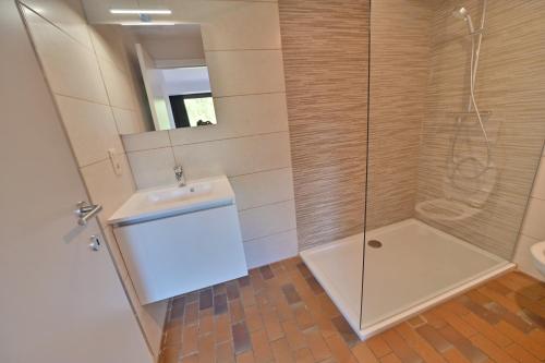 Un baño de Demoiselle