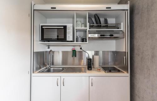 Raise Thessaloniki Avocado Suites