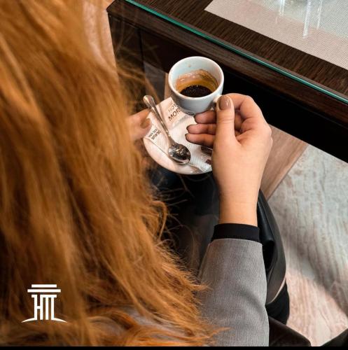 Utensilios para hacer té y café en Hotel Morava - Šabac