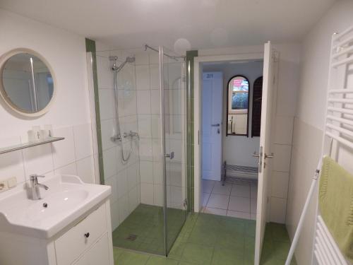 Ένα μπάνιο στο Ferienwohnung Schwemmer
