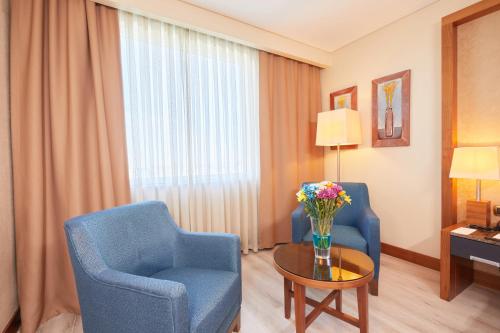 Posezení v ubytování Dedeman Konya Hotel Convention Center