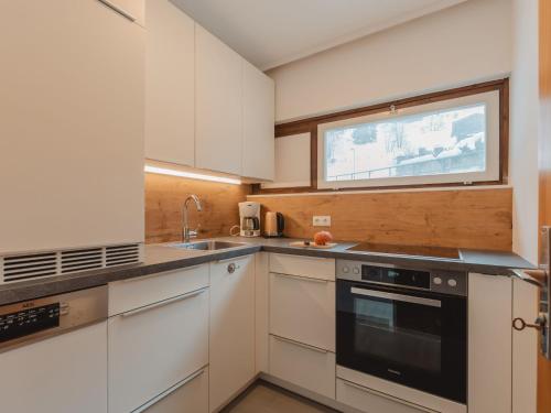 Apartment Alpenpanorama by Interhome