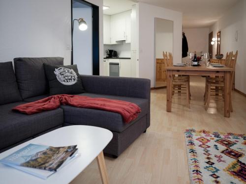 Apartment Pasadena-4 by Interhome