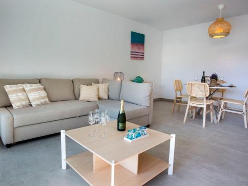 Apartment Golden Ray Sun by Interhome