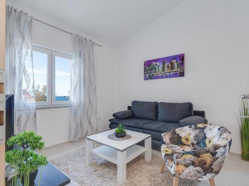 Χώρος καθιστικού στο Apartment Tramonto-2 by Interhome