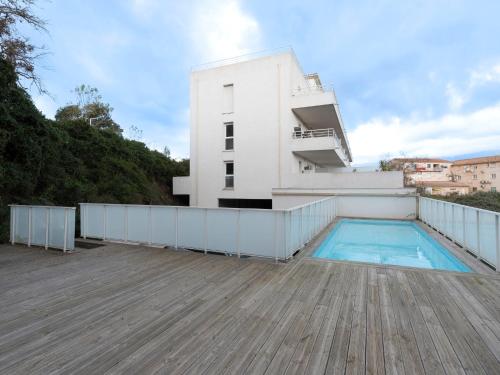 Apartment La Boétie A04 by Interhome