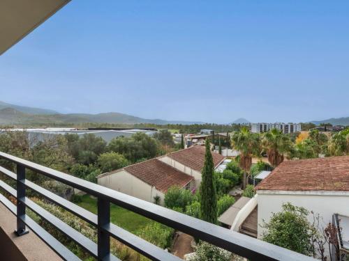 Apartment St Joseph-2 by Interhome