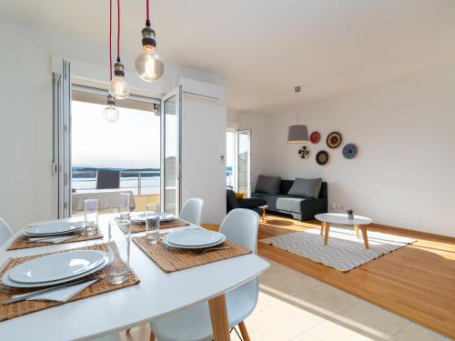 Apartment Sunce by Interhome