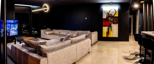 SUNSET CLIFFS VIP APARTMENT photo 29