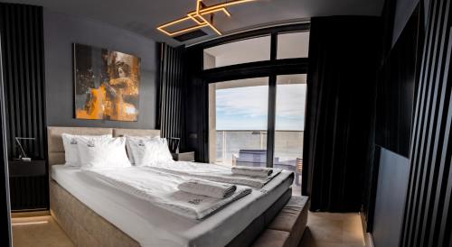 SUNSET CLIFFS VIP APARTMENT photo 10