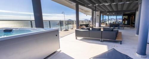 SUNSET CLIFFS VIP APARTMENT photo 28