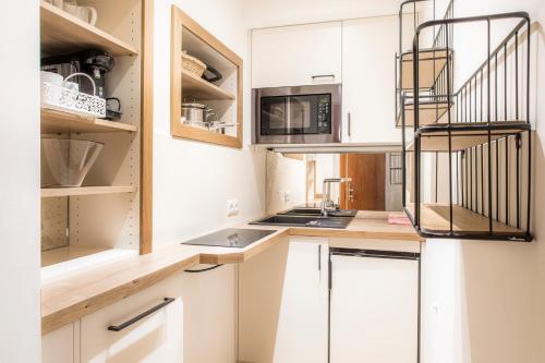 Η κουζίνα ή μικρή κουζίνα στο Appartement Arnoldgut