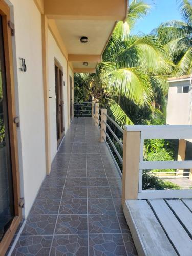 Foto sihtkohas Caye Caulker asuva majutusasutuse Beach Club Budget Rooms at Popeyes Caye Caulker galeriist