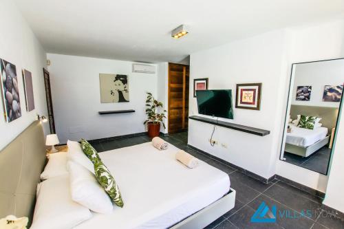 229 - Villa Lanson by Villas Now Ltd