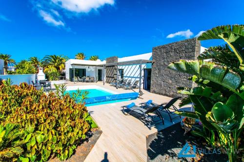 229 - Villa Lanson by Villas Now Ltd
