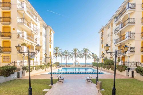 Suitur apartament familiar con piscina calafell