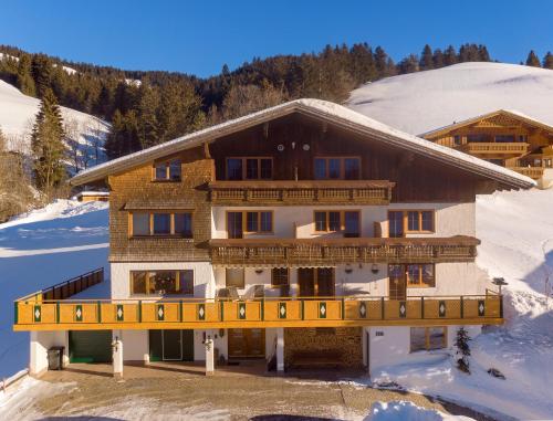 Nespecifikovaný výhled na hory nebo výhled na hory při pohledu z bed and breakfast