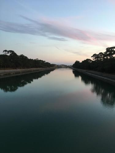 a view of a river at sunset at Tao in Soorts-Hossegor
