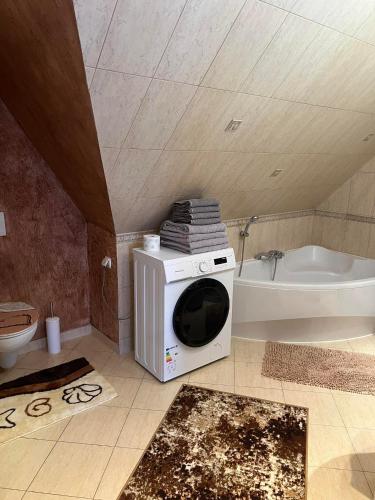 Koupelna v ubytování Apartament u Mrugały