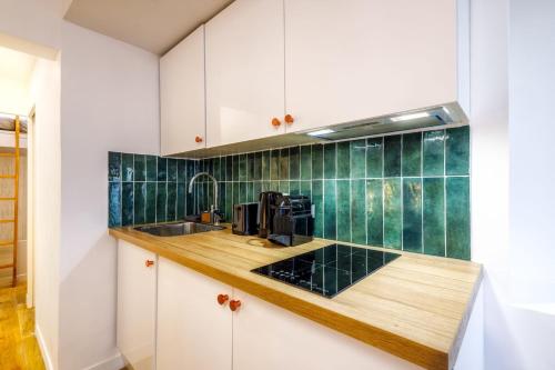Kuhinja ili čajna kuhinja u objektu Joyful tiny house seaside