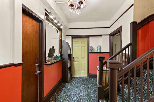 Mithila San Francisco - SureStay Collection by Best Western Image