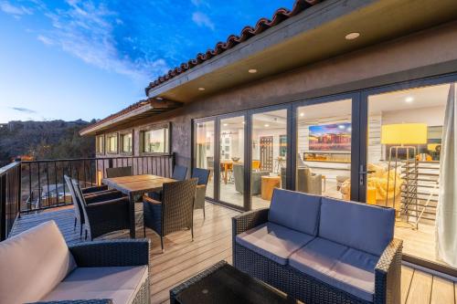Μπαλκόνι ή βεράντα στο Seven Canyons Sedona Luxury with Panoramic Views
