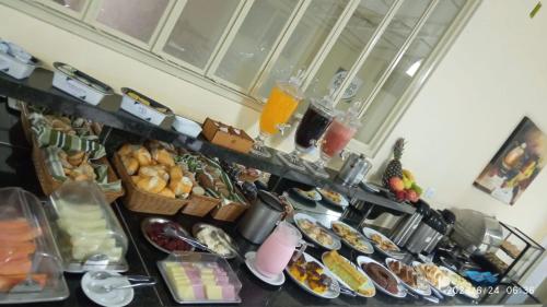 Makanan di atau berdekatan hotel