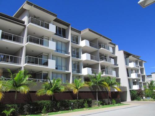 One Bright Point Magnetic Island – Photos 2