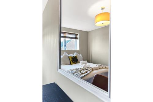 Ліжко або ліжка в номері Gorgeous Flat, Perfect for Family/Large Group